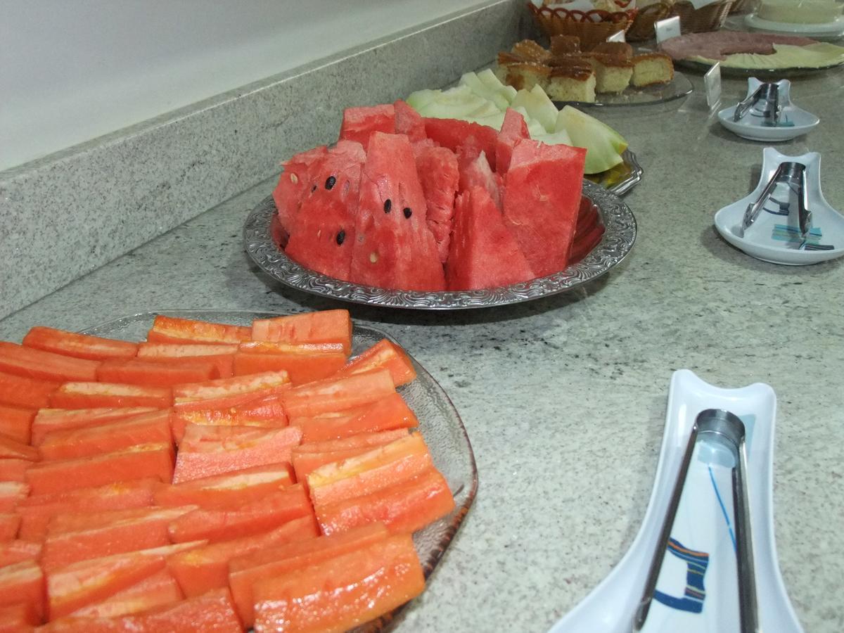 Beira Lago Palace Hotel Morrinhos  外观 照片