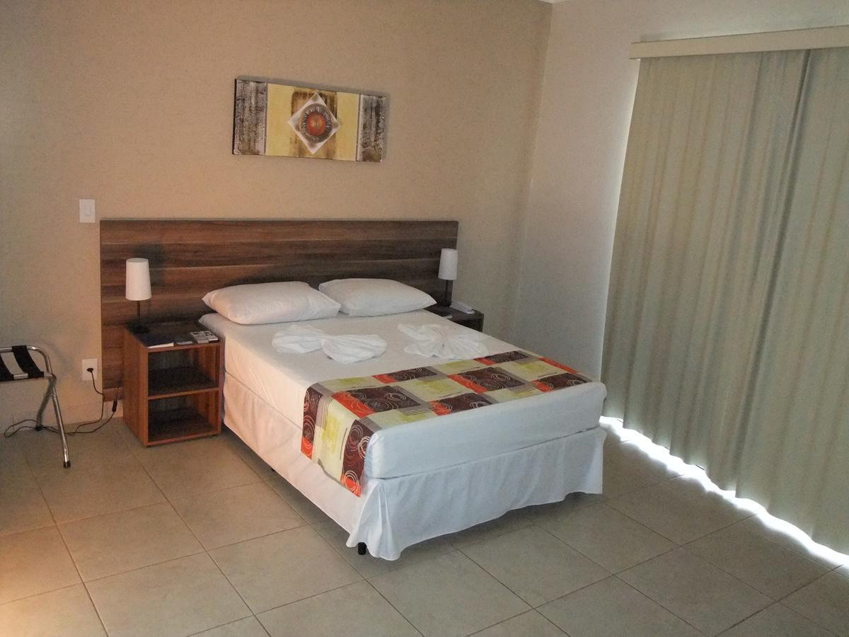 Beira Lago Palace Hotel Morrinhos  外观 照片